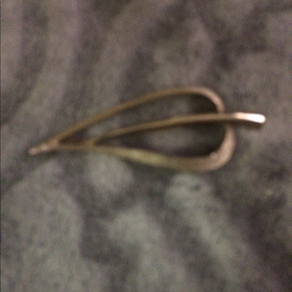 Brooch - Picture 2 of 3